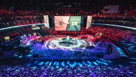 厂长携手Scout上演“叛忍组合”终结EDG，新人Peyz血Ccarry全场引爆泪目弹幕